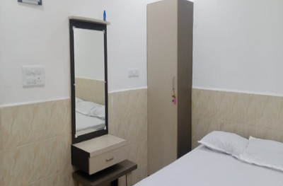 Sri Rani Lodge Thiruporur